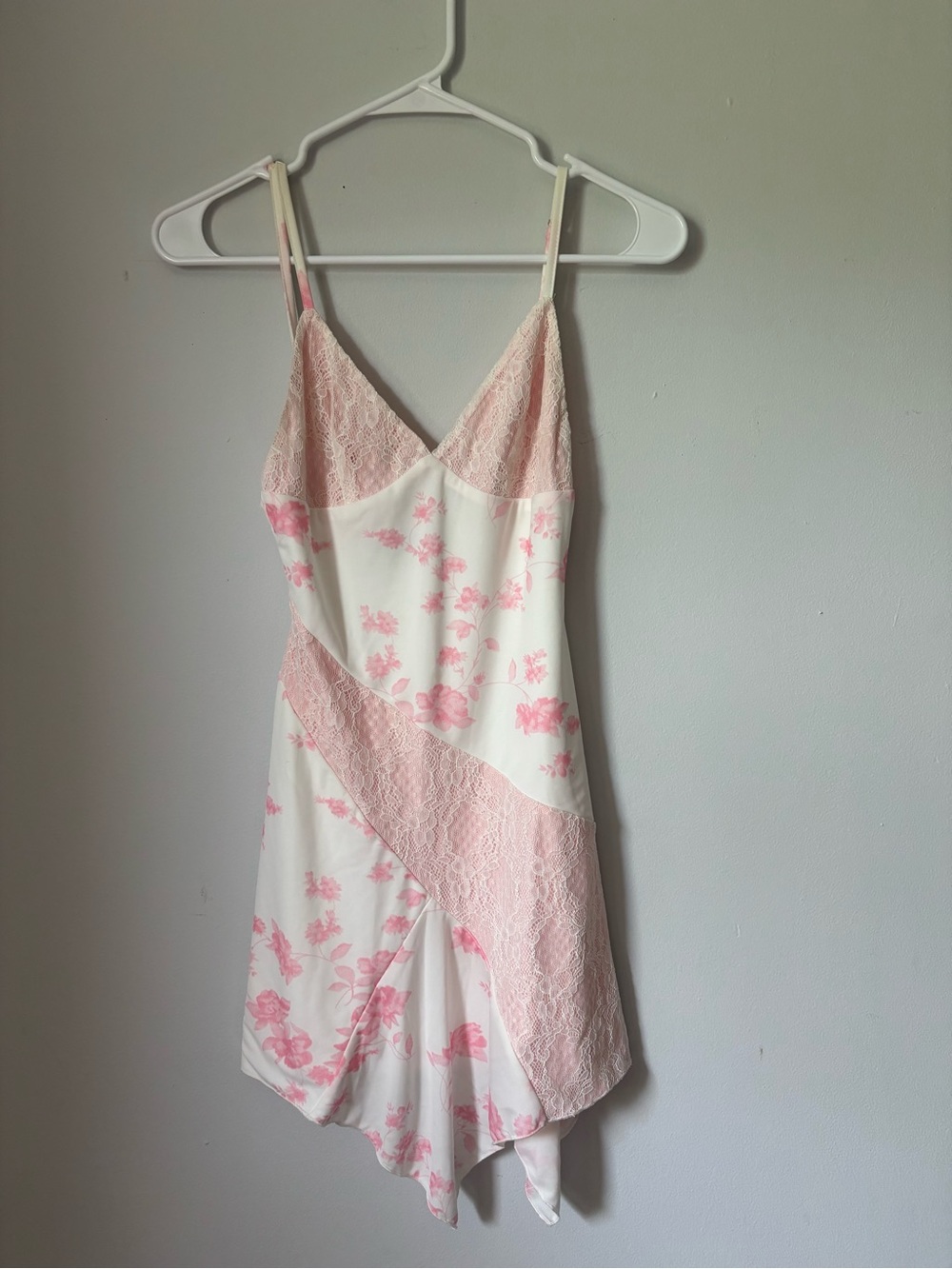 White Fox Boutique Pink & White Floral Lace Slip Dress